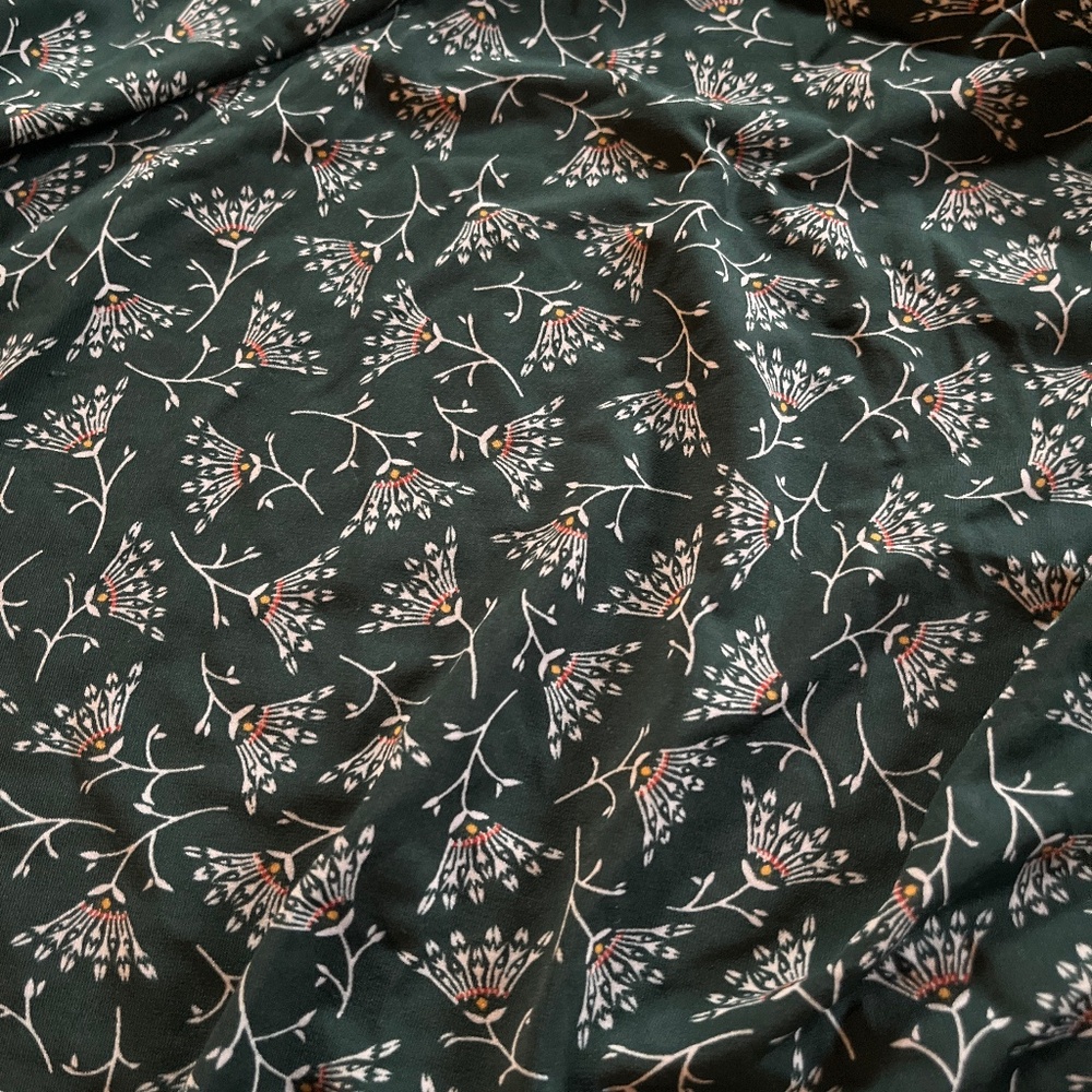 Max Studio size medium green print dress - Picture 4 of 6